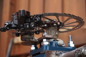 Vブレーキとの互換性がない理由