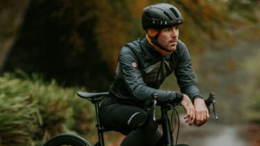 ロードバイクの服装はダサい？初心者が陥る罠とおしゃれな解決策